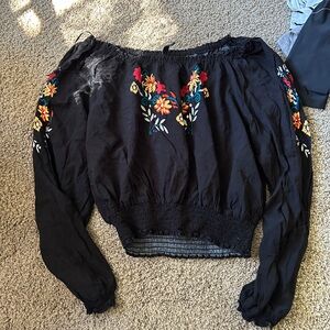 H&M black off shoulder peasant blouse with floral design and ruched waist
